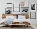 Composition murale de 8 tableaux décoratifs assortis, cadre noir coordonné, accrochés en mur galerie